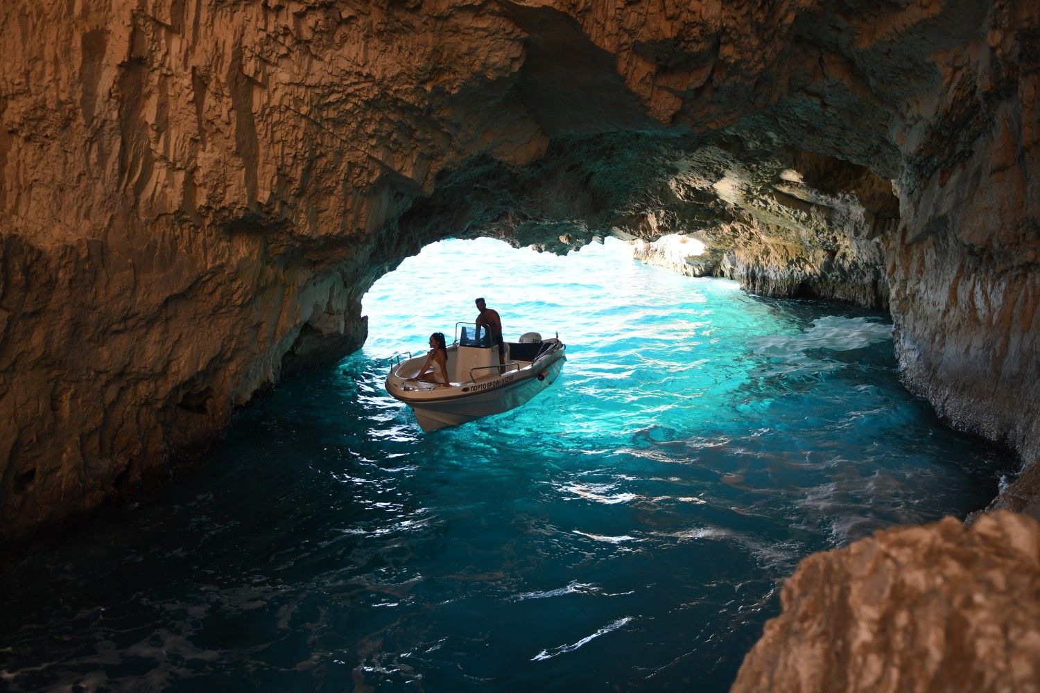 picture from activity Bareboat Charter a 5,5m Motorboat & Chart a Custom Cruise to Shipwreck Beach & the Blue Caves